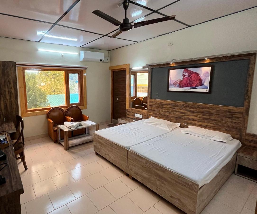 Pops Resort Палампур Экстерьер фото